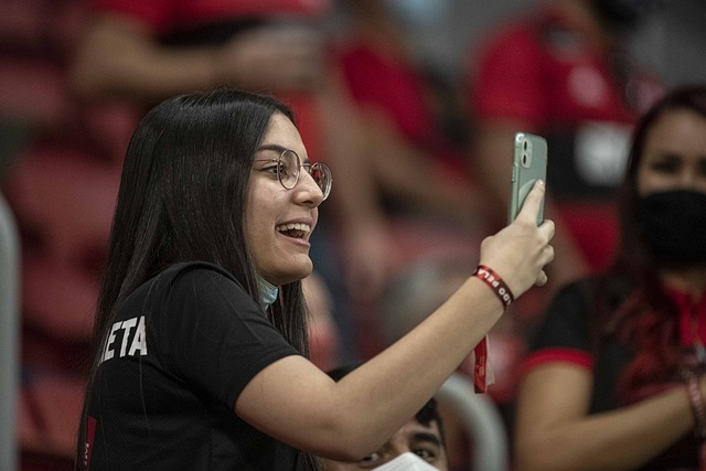 够上场时间 够上场时间