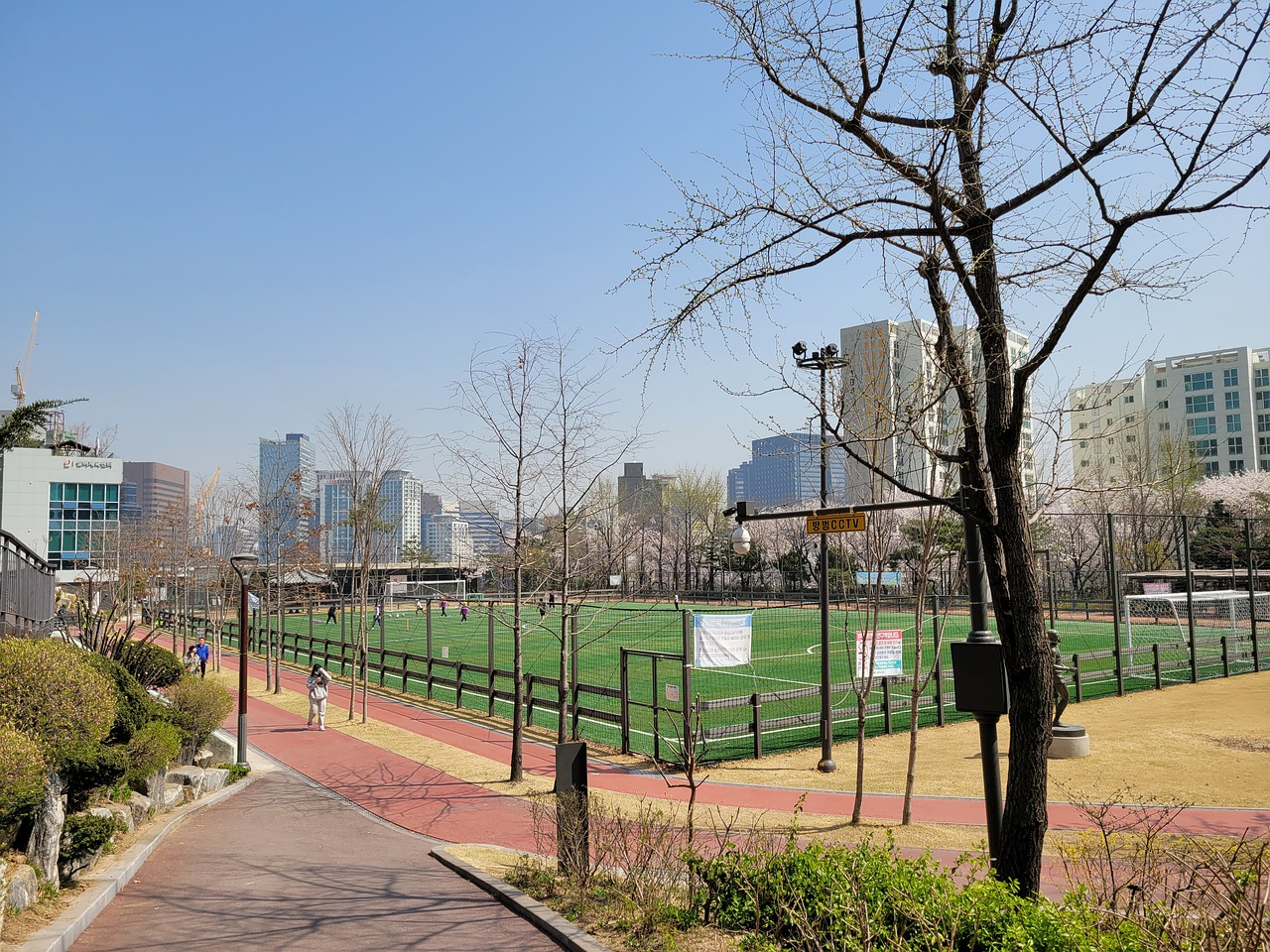 得束手无策 得束手无策